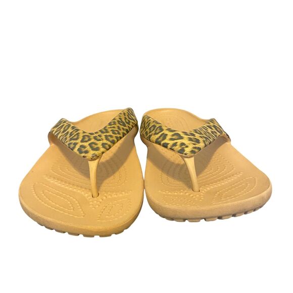 Crocs Kadee II Leopard Cheetah Print Flip Flops Women's Sz 7 Sandals Beach Vacay - Picture 5 of 10